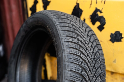 фото протектора и шины Ice Blazer Alpine+ Шина Sailun Ice Blazer Alpine+ 165/70 R14 81T