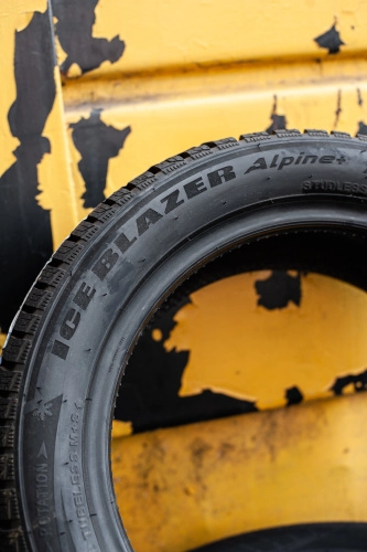 фото протектора и шины Ice Blazer Alpine+ Шина Sailun Ice Blazer Alpine+ 165/70 R14 81T